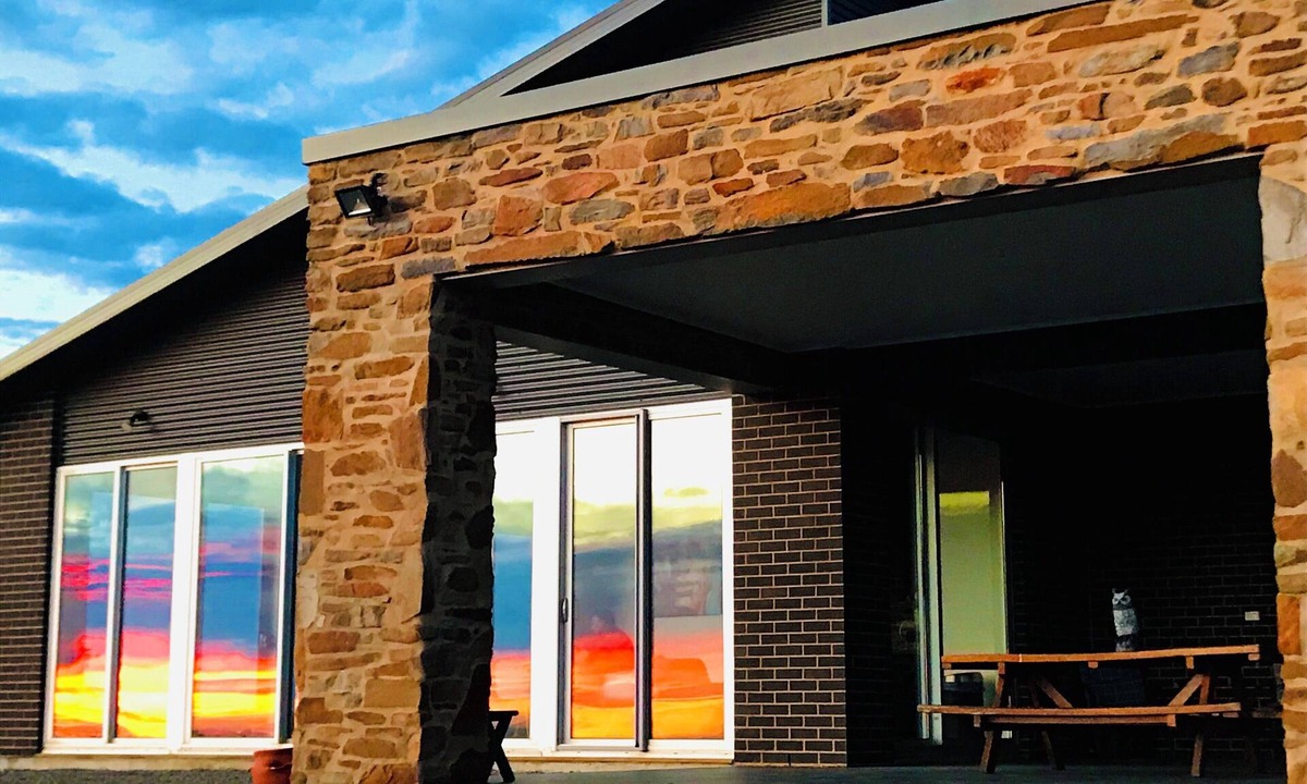 Talunga House | Adelaide Hills Getaway - Off grid country experience