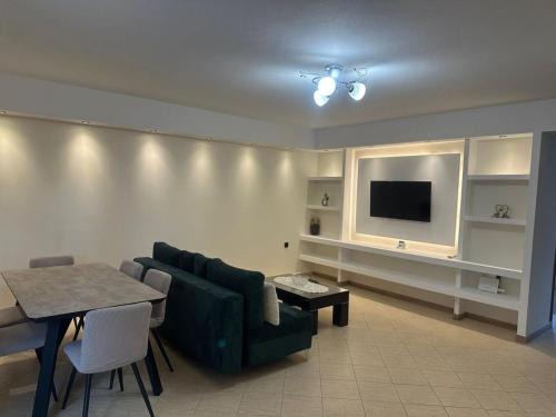 Makri Apartment | Advance Real Estate 1