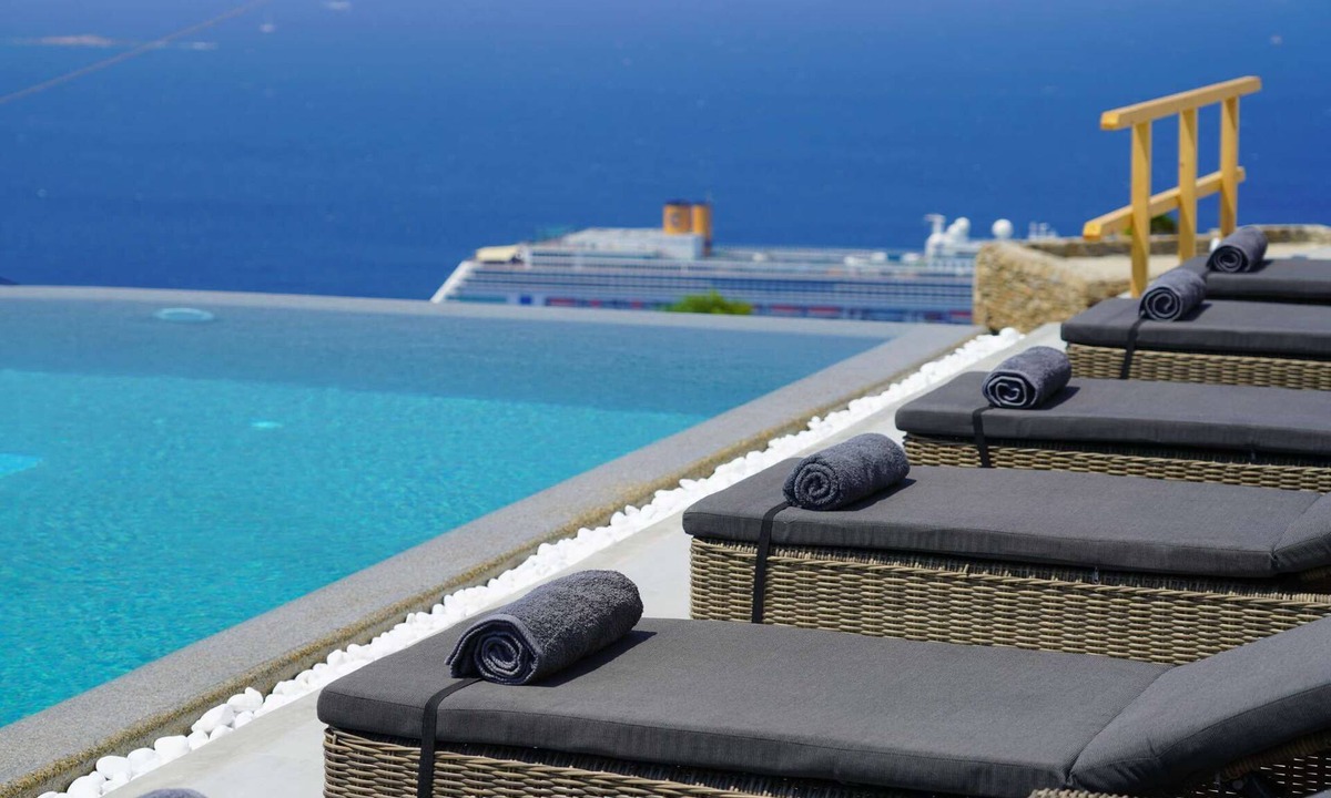 Tourlos Villa | Aether Mykonos 5BR Villa with Port & Town Views