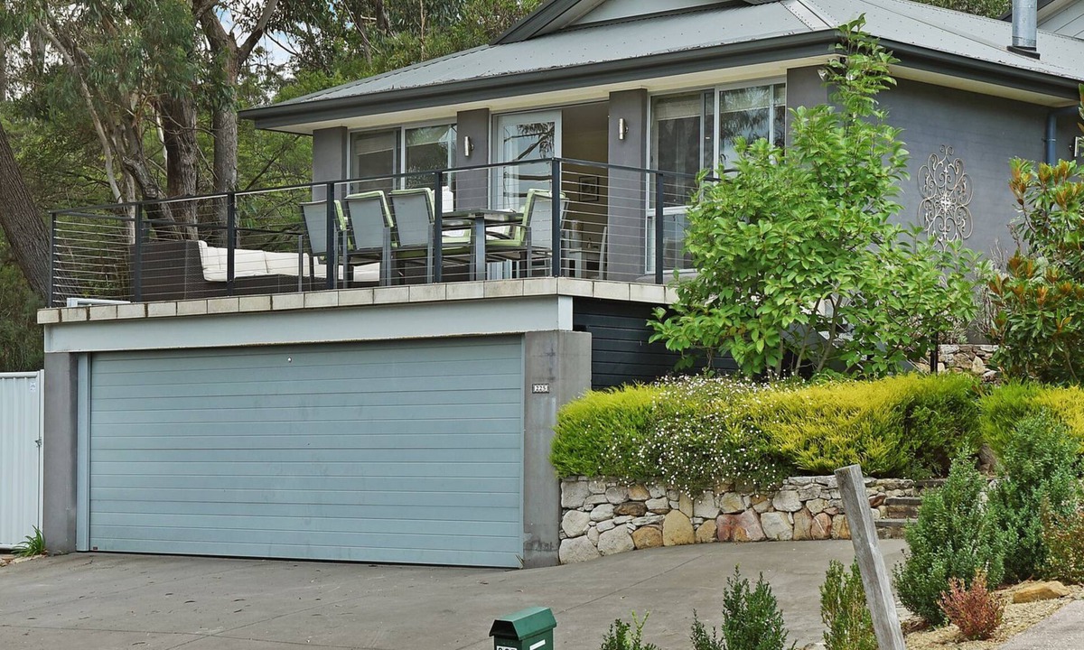 Blackheath House | Aisling View in Blackheath