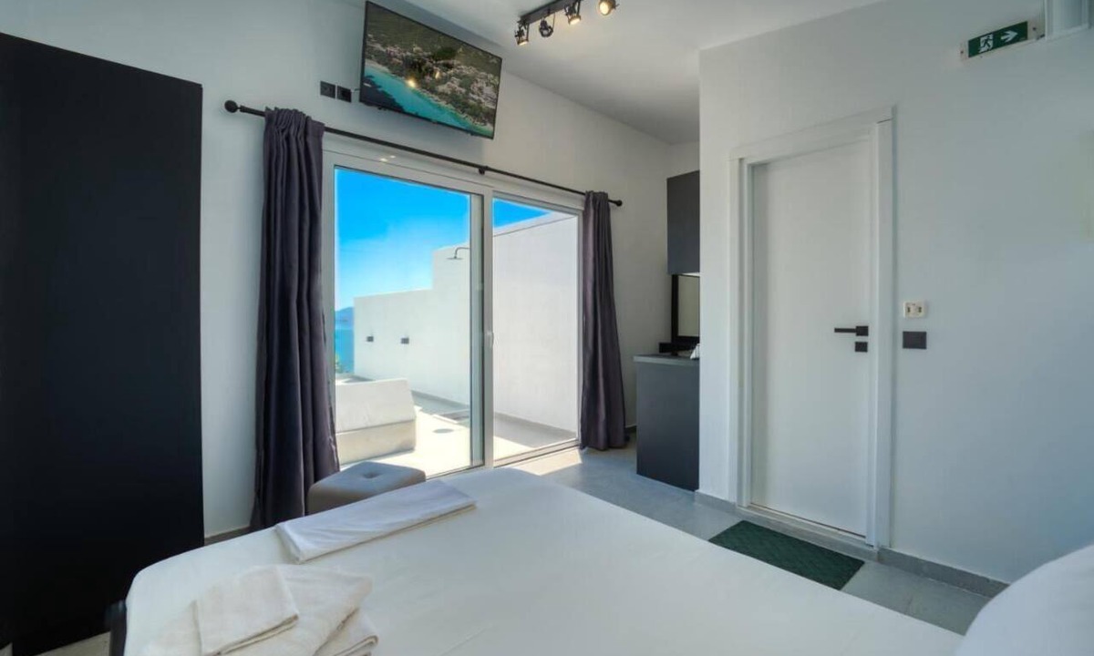 Barbati House | Akrogiali Apartments