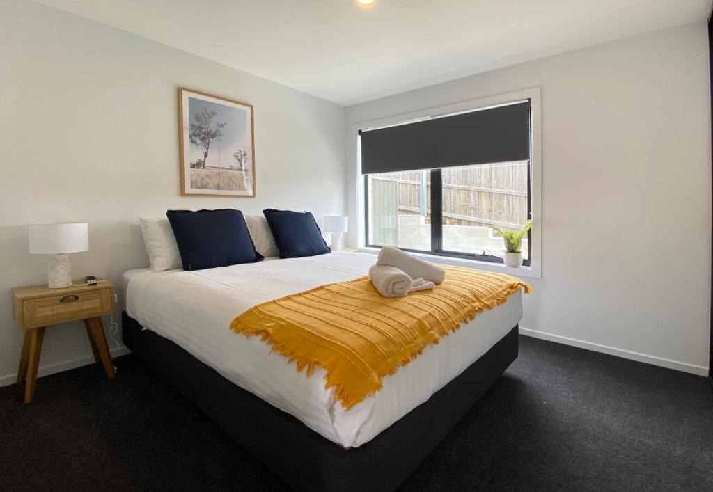 Cambridge House | Albatross Rise - Modern Family Home