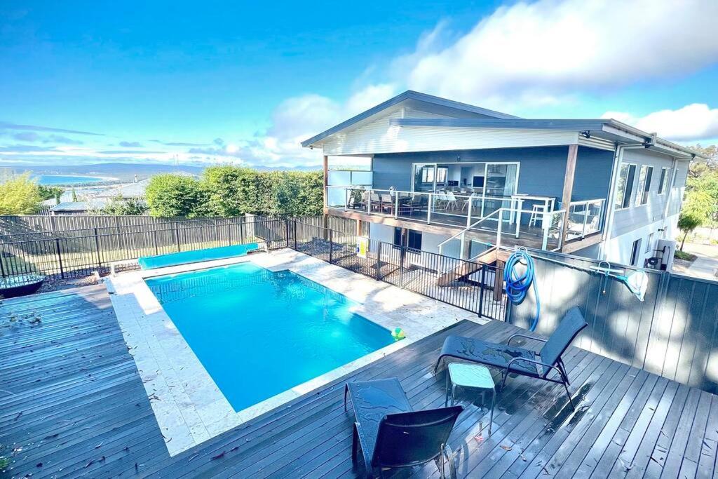Mirador House | Allawah - 5 bedroom luxury home with a pool