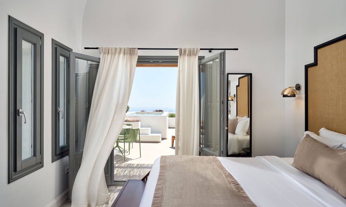 Pyrgos Hotel | Alleys All-Suite Hotel & Spa
