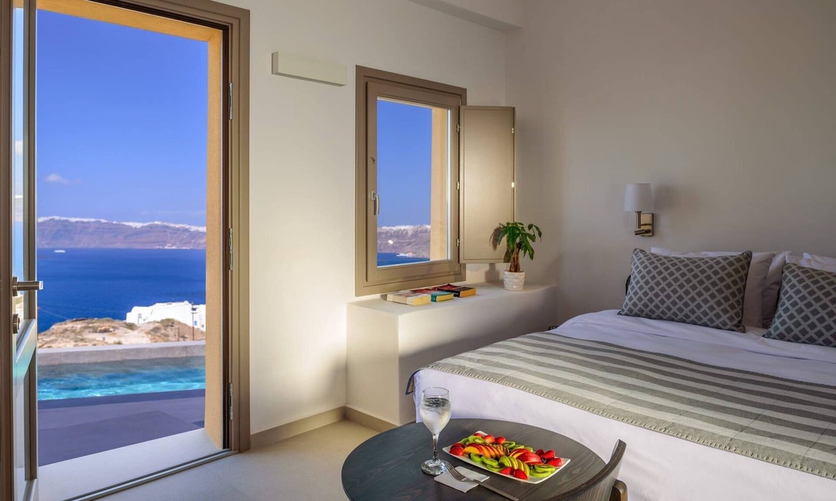 Akrotiri Apartment | Alluring Santorini Room | Myrmidon Room | Elegant Double Room with Caldera.