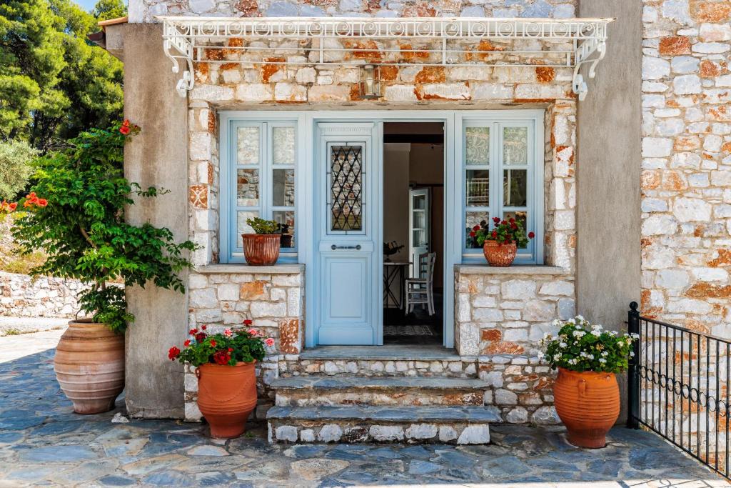 Alikias House | Althea