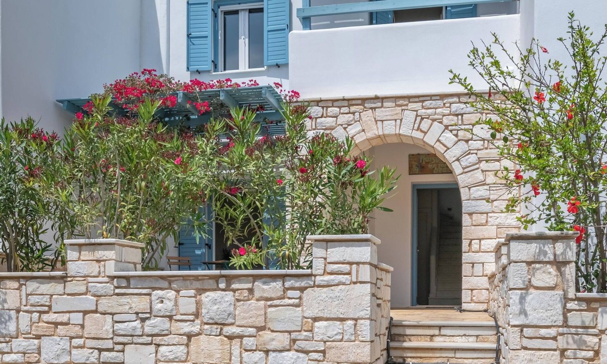 Aliki House | Alyki Maisonette by the beach