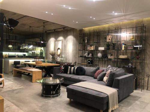 Nafplion City Centre Apartment | Amazing Semi-Basement Art Apartment easy walk to Nafplio centre