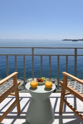 Ermoupoli Bed & Breakfast | Anaya Suites
