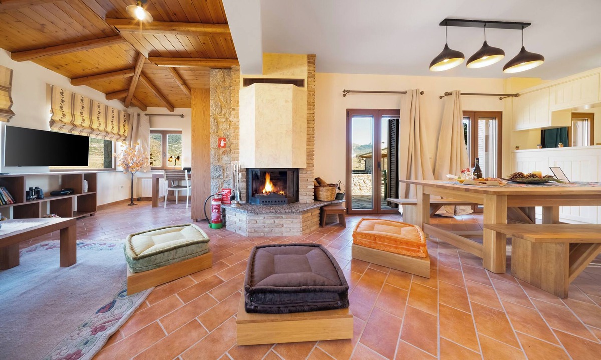 Distomo-Arachova-Antikyra Villa | Anemos Mountain Villa - Your Perfect Mountain Retreat