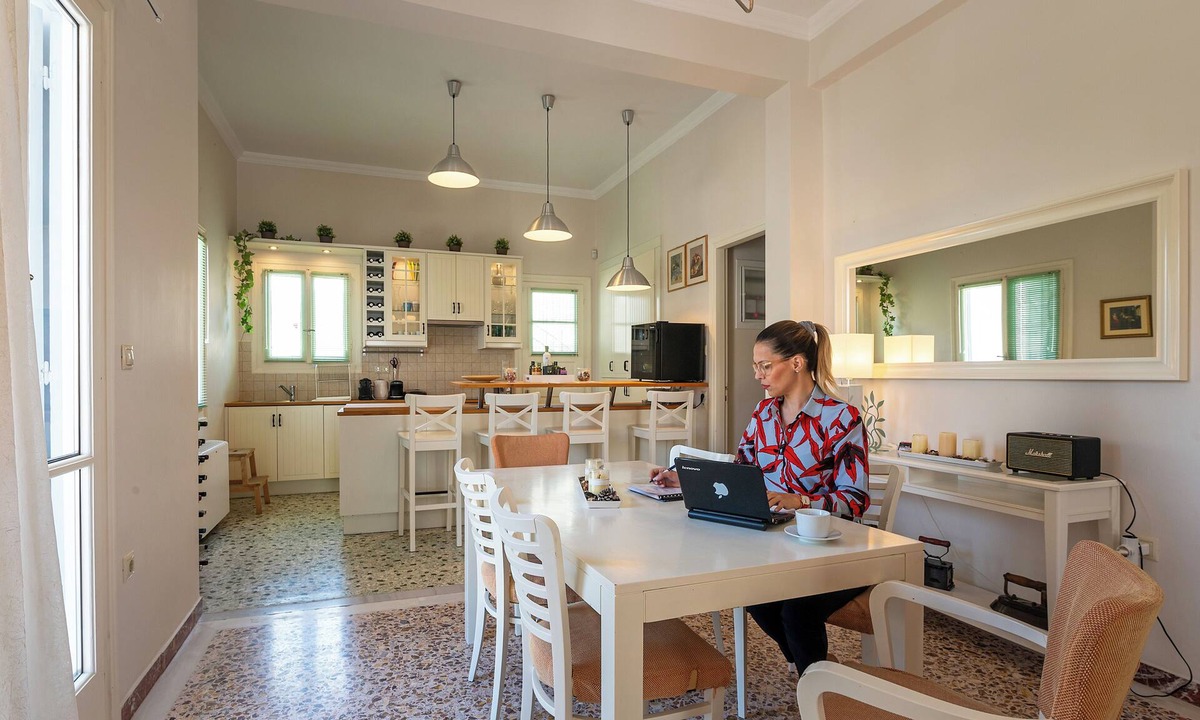 Kalamata Villa | Angelinas Quarters - Kalamata Mediterranean Suites & Villas