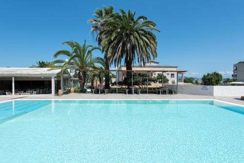 Perama Hotel | Anita