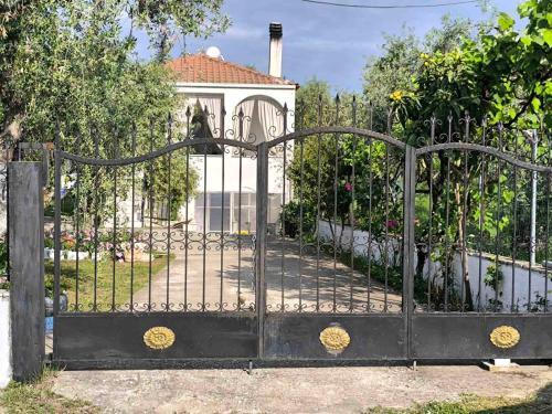 Thasos Town Apartment | Anna's Garden House