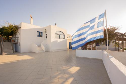 Ag. Georgios Hotel | Anna's Place