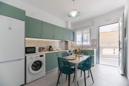 Archangelos Apartment | Antonis Studio