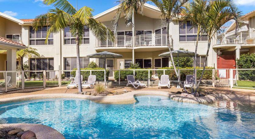 Nelson Bay Apartment | Apartment ∙ 2 bedrooms ∙ 4 guests