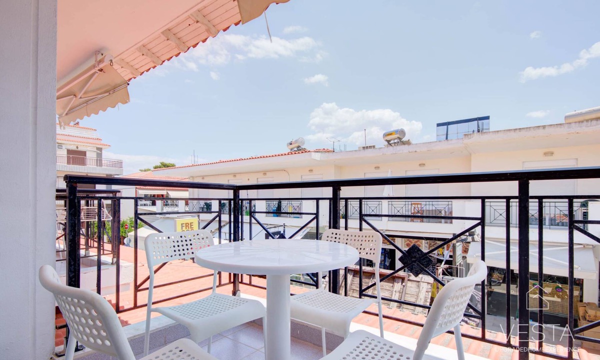 Haniotis Apartment | Apartment 1D in Hanioti close to beach and shops