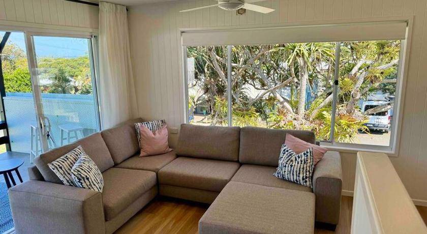 Boreen Point Apartment | Apartment ∙ 2 bedrooms ∙ 6 guests