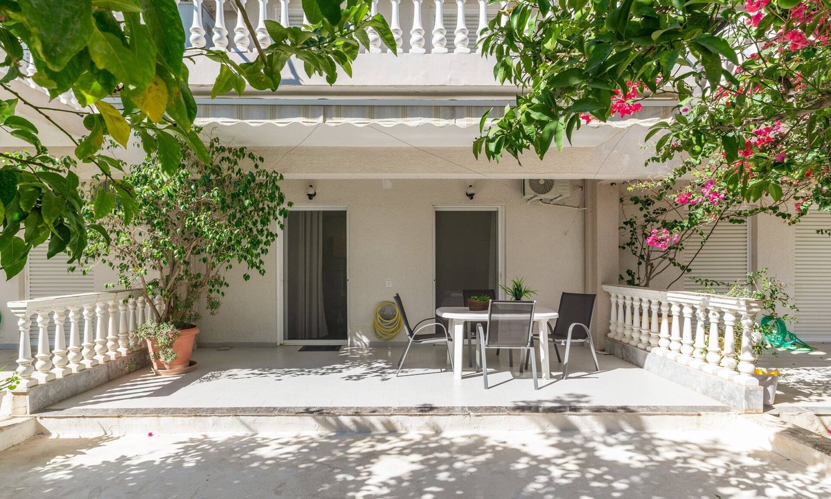 Paralio Astros Apartment | Apartment 'Astros' with Balcony