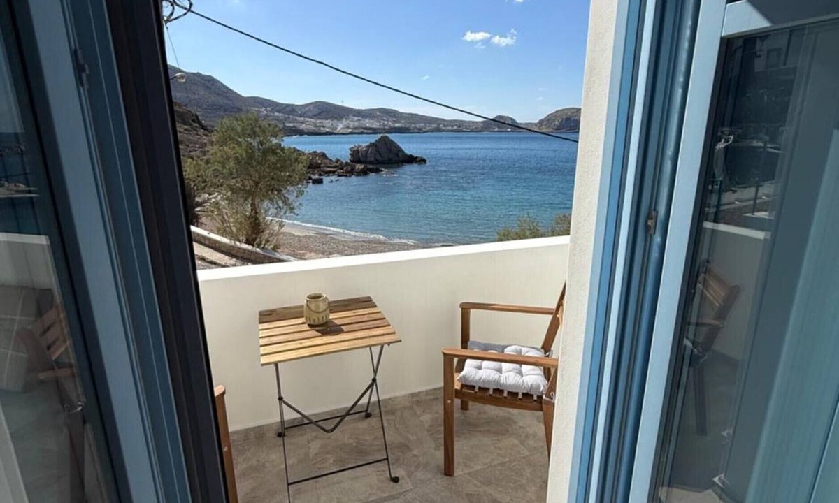 Finiki Apartment | Apartment 'Villa2' with Sea View, Wi-Fi and Air Conditioning