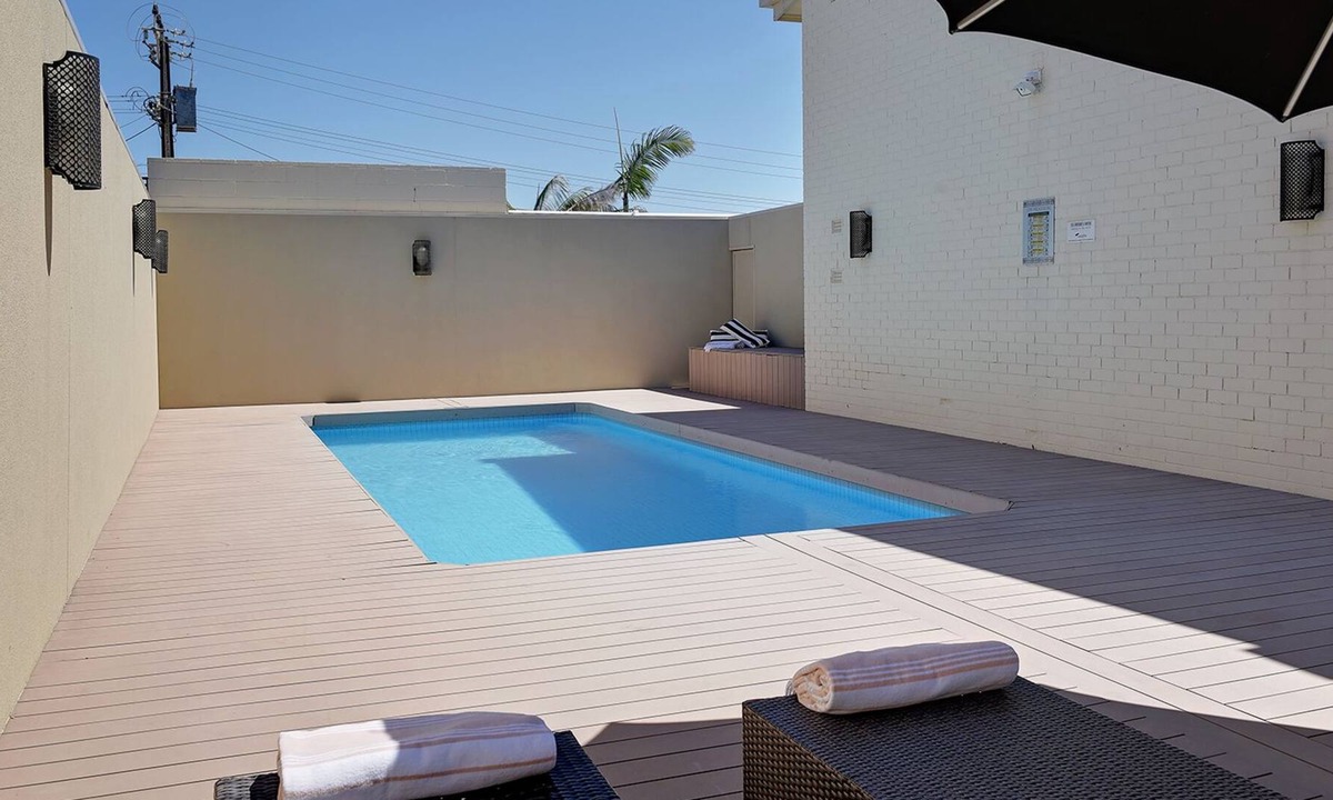 West Beach Apartment | Arabella On West Apartments
