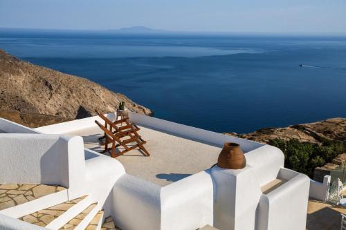Folegandros Town Hotel | Aria Boutique Hotel
