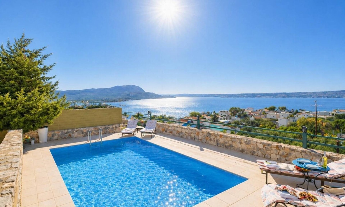 Plaka Villa | Ariadne Villa - Four Bedroom Villa, Sleeps 7