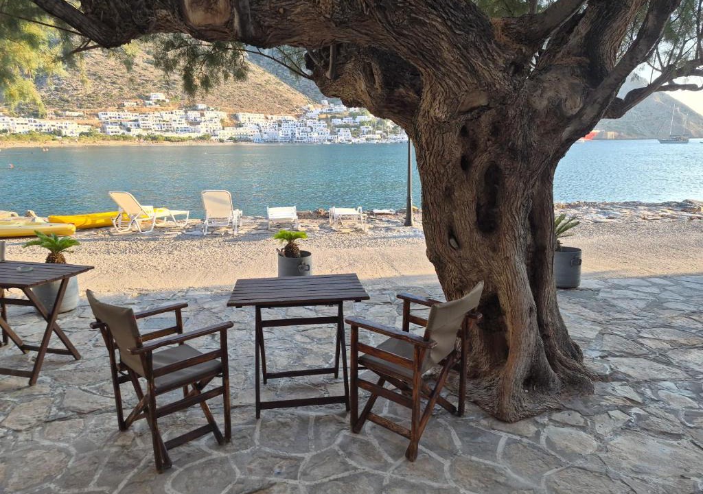 Kamares Hotel | Armiriki Seaside