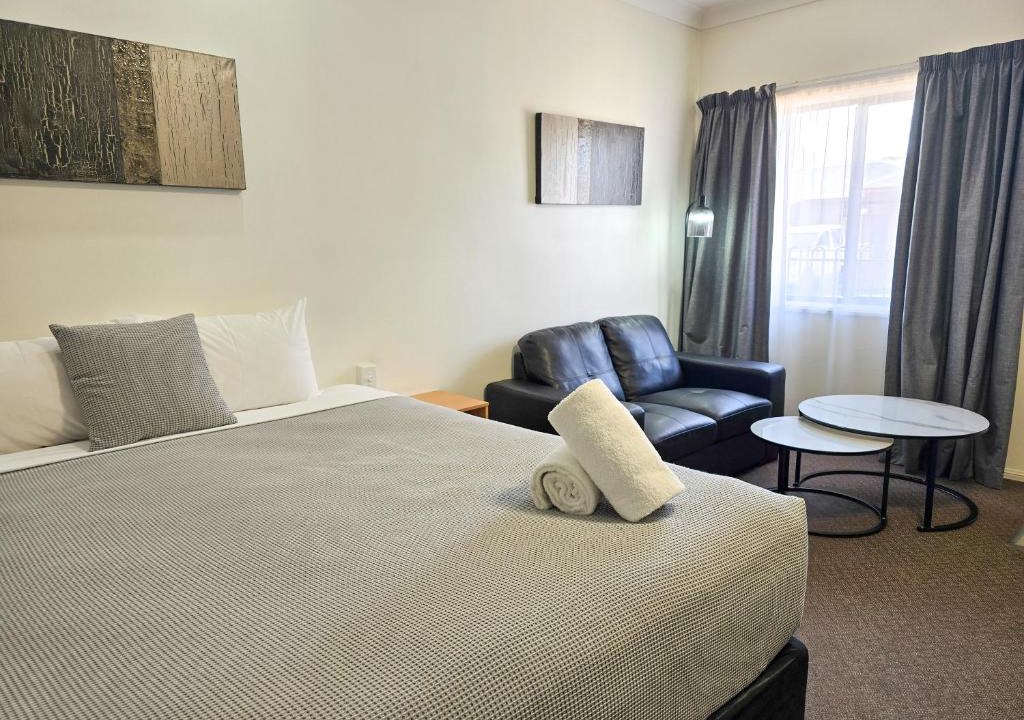 Kingaroy Hotel | Ascot Lodge Motor Inn