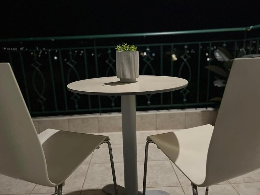 Kalamata Apartment | Asi studio