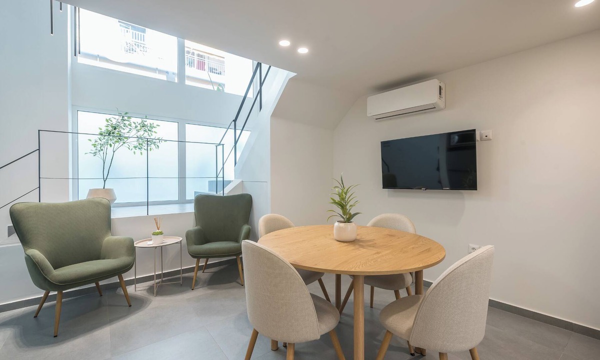 Kinosargous Apartment | Athens Secluded Apartment A, Athens Secluded Apartments