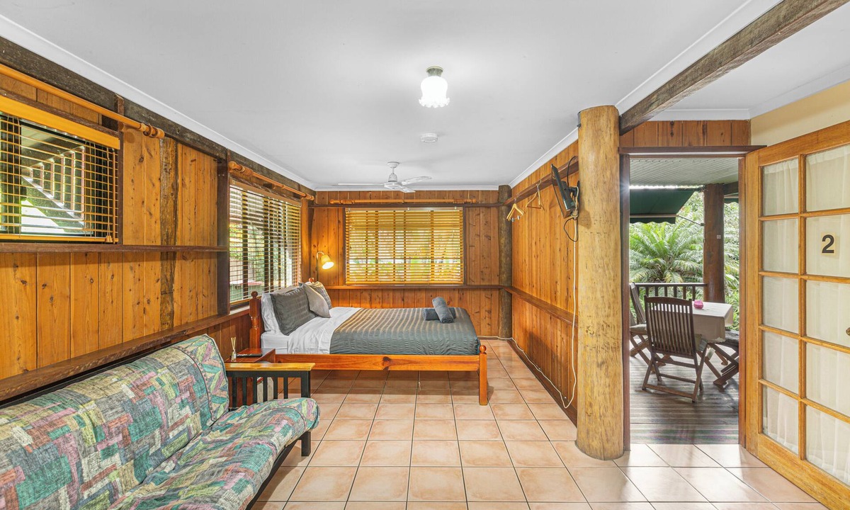 Atherton Bed & Breakfast | Atherton Blue Gum