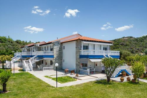 Sithonia Apartment | Atlantis Studios
