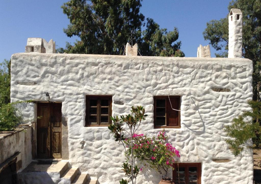 Naxos House | Authentic 1681 Cycladic Castle-House "Pyrgos Magaki"