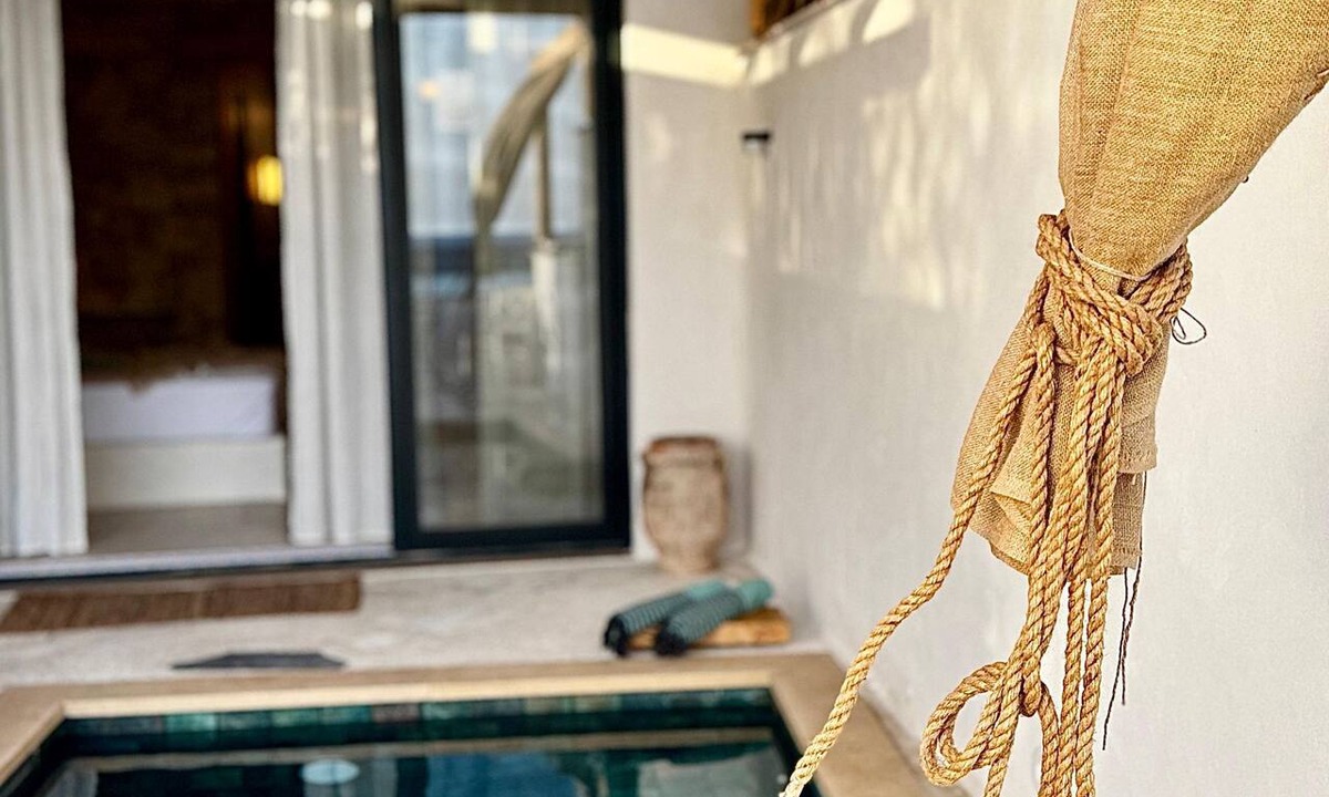 Kokinos Pirgos Apartment | Azure Pyrgos Seafront Boutique Suite - Authentic Crete, right by the sea