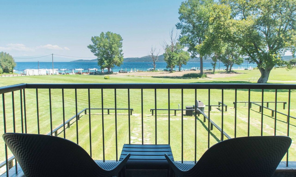 Aristotelis House | AZURE RESIDENCE KOUMITSA