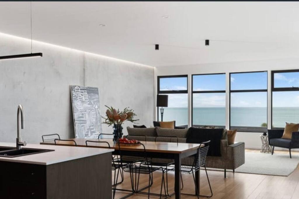 Lauderdale House | Balook Beach House