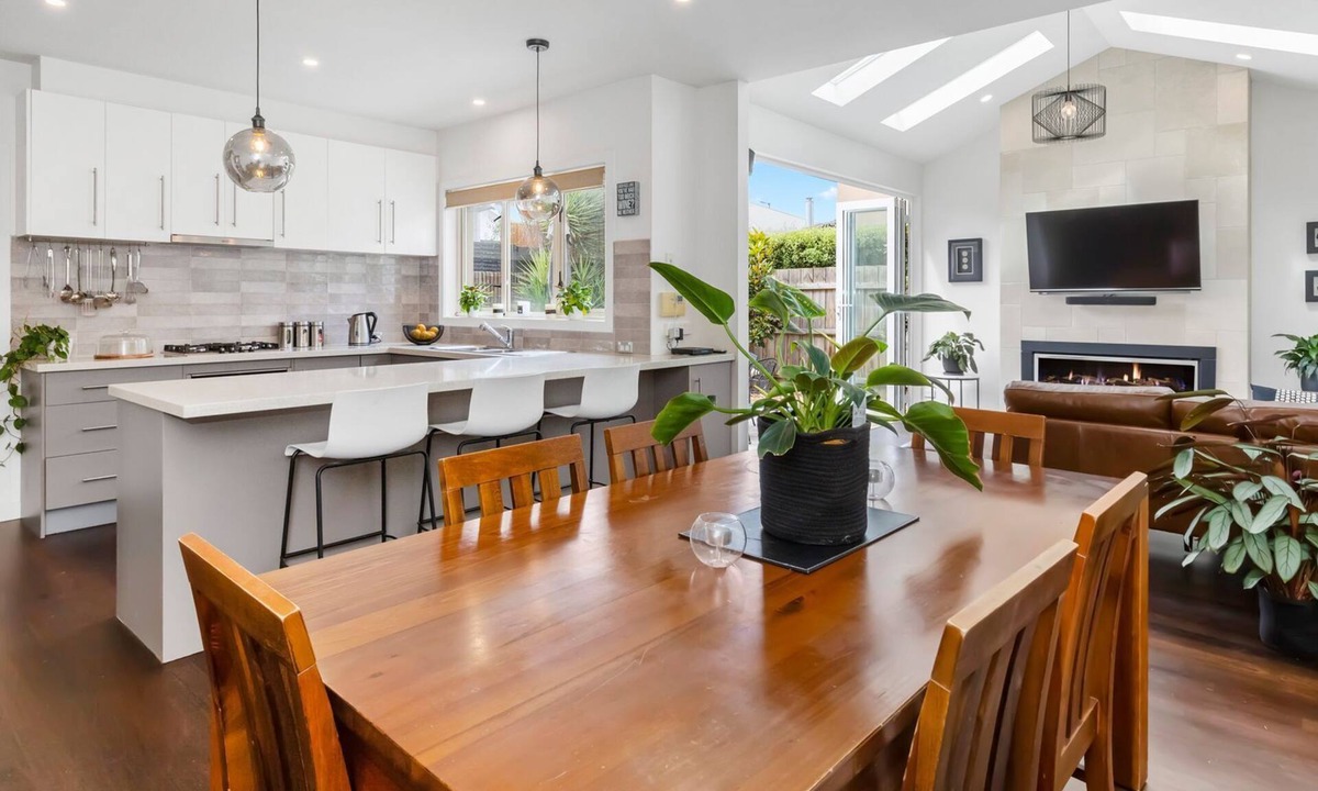 Bangalow Mornington | Mornington