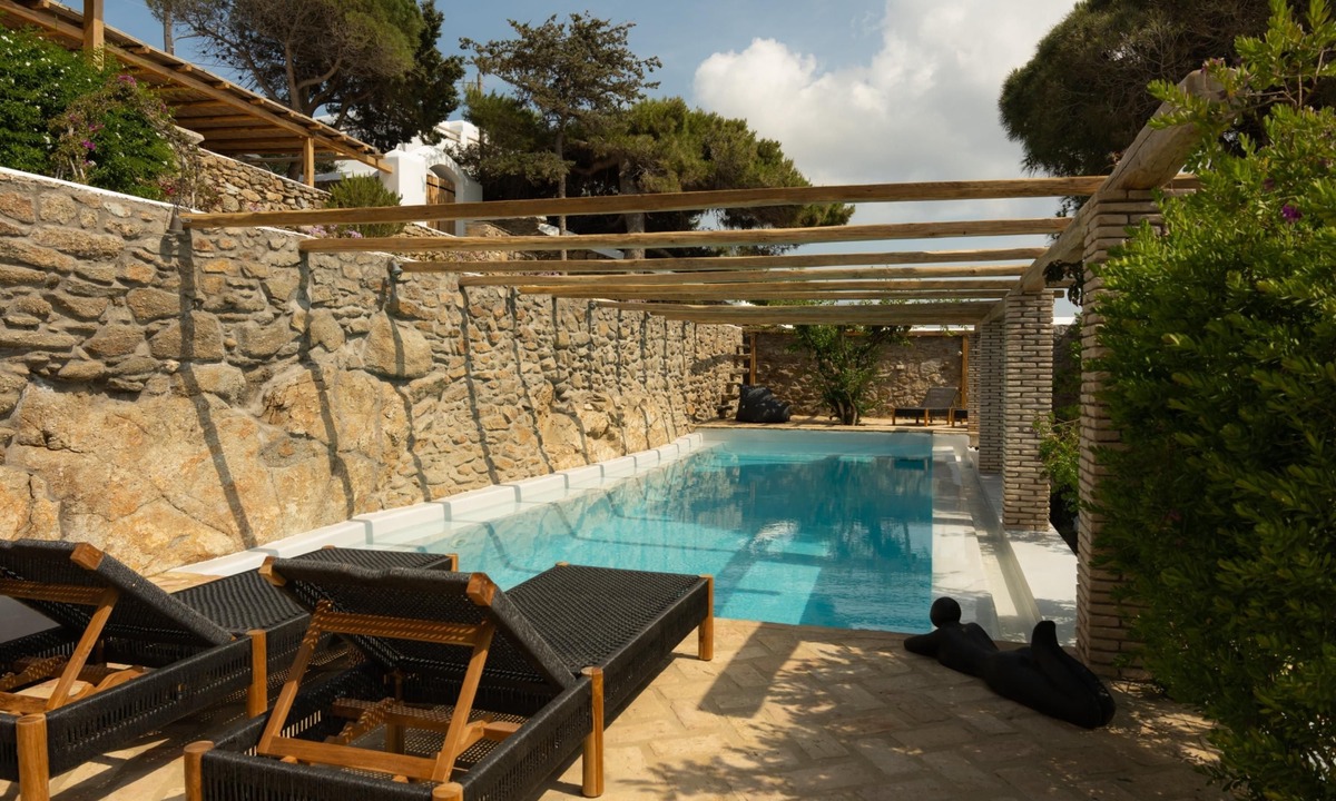 Mykonos Town Villa | Baroness in Mykonos with 5 bedrooms and 4.5 bathrooms