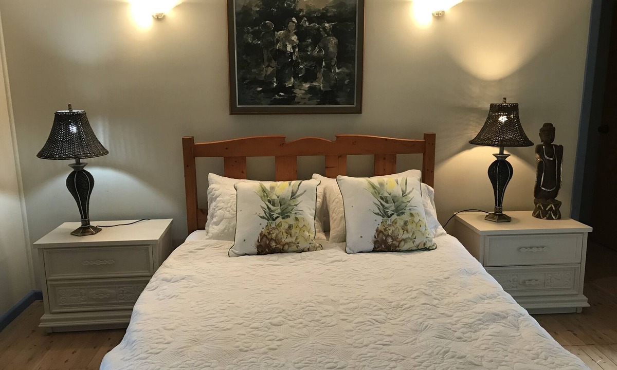 Bateau Bay House | Bateau Bay Beach Retreat