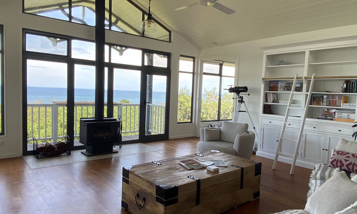 Harmers Haven House | Beach Front Haven with 180 degree views