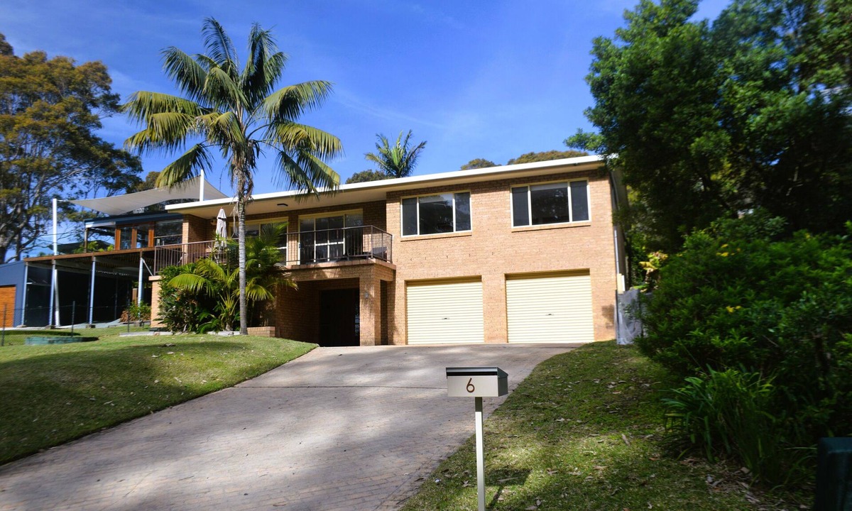 Depot Beach House | Beach House - direct 2-min access to the beach