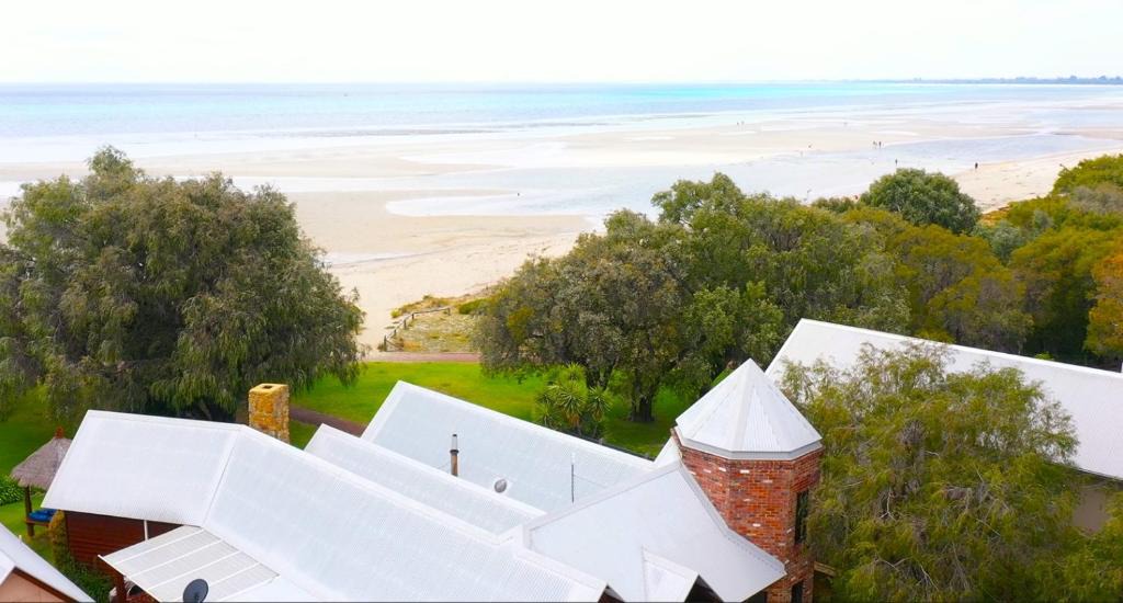 Dunsborough House | Beach House Dunsborough