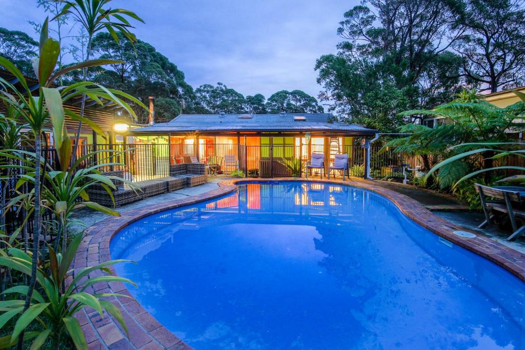 Huskisson House | Beachside Family Home with Private Pool and BBQ