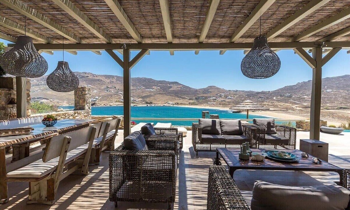 Ftelia Villa | Beautiful 5 BR Villa Minutes from the Beach