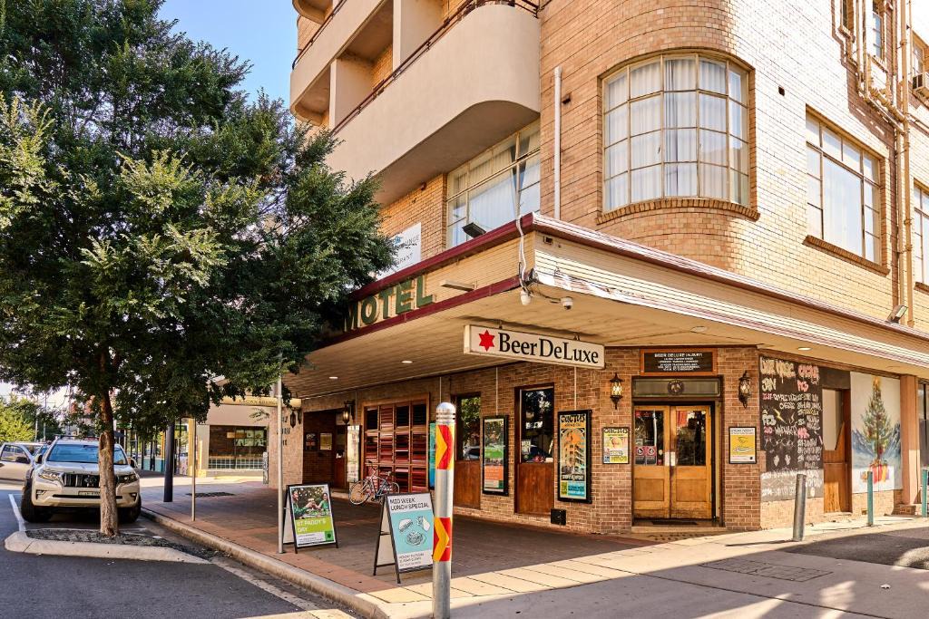 Albury Hotel | Beer Deluxe Albury