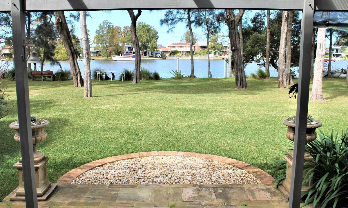 Dora Creek House | Between Waters at Dora Creek