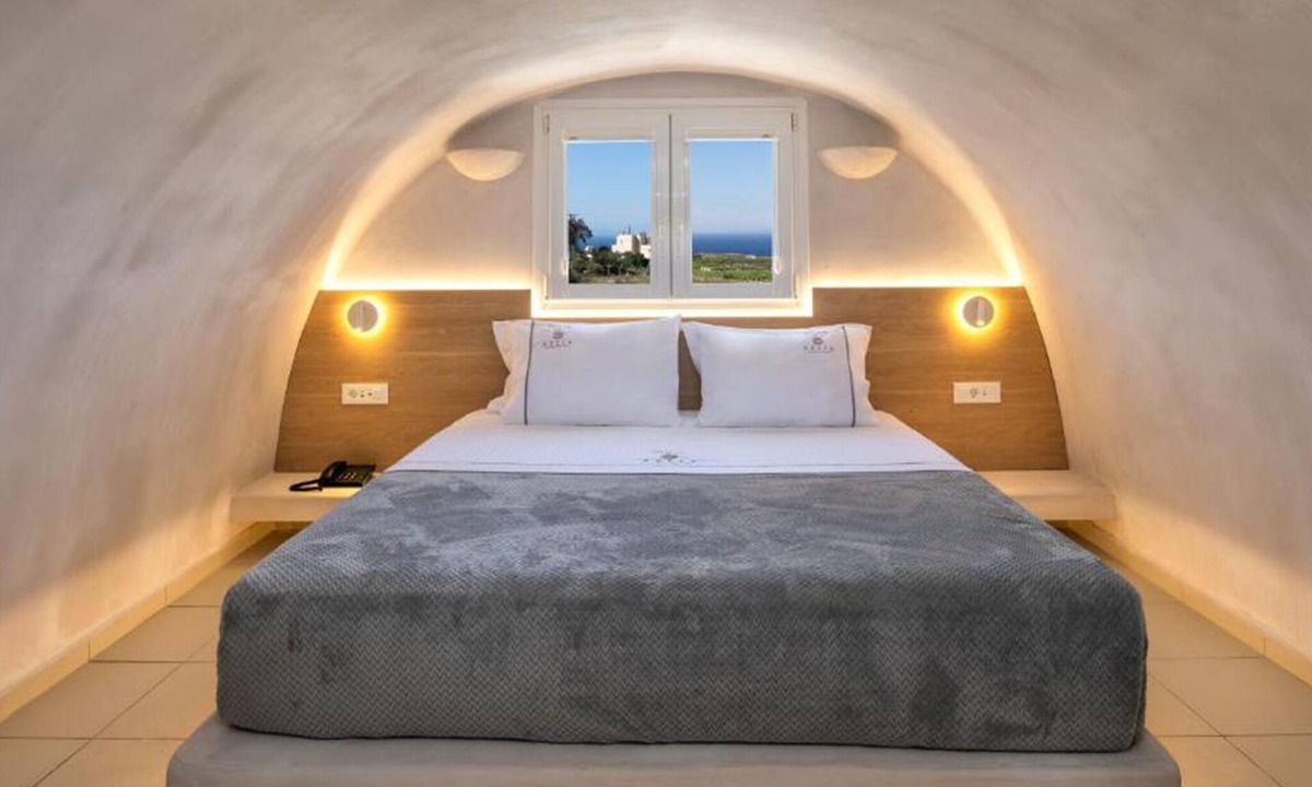 Karterados House | BH589 - C - Suite Santorini