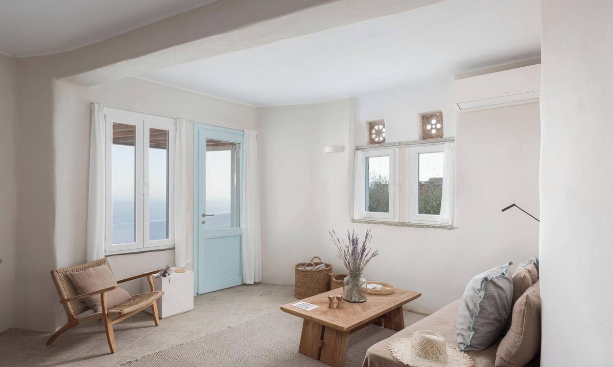 Tinos Town Hotel | Blue 3, Morfes Luxury Apartments