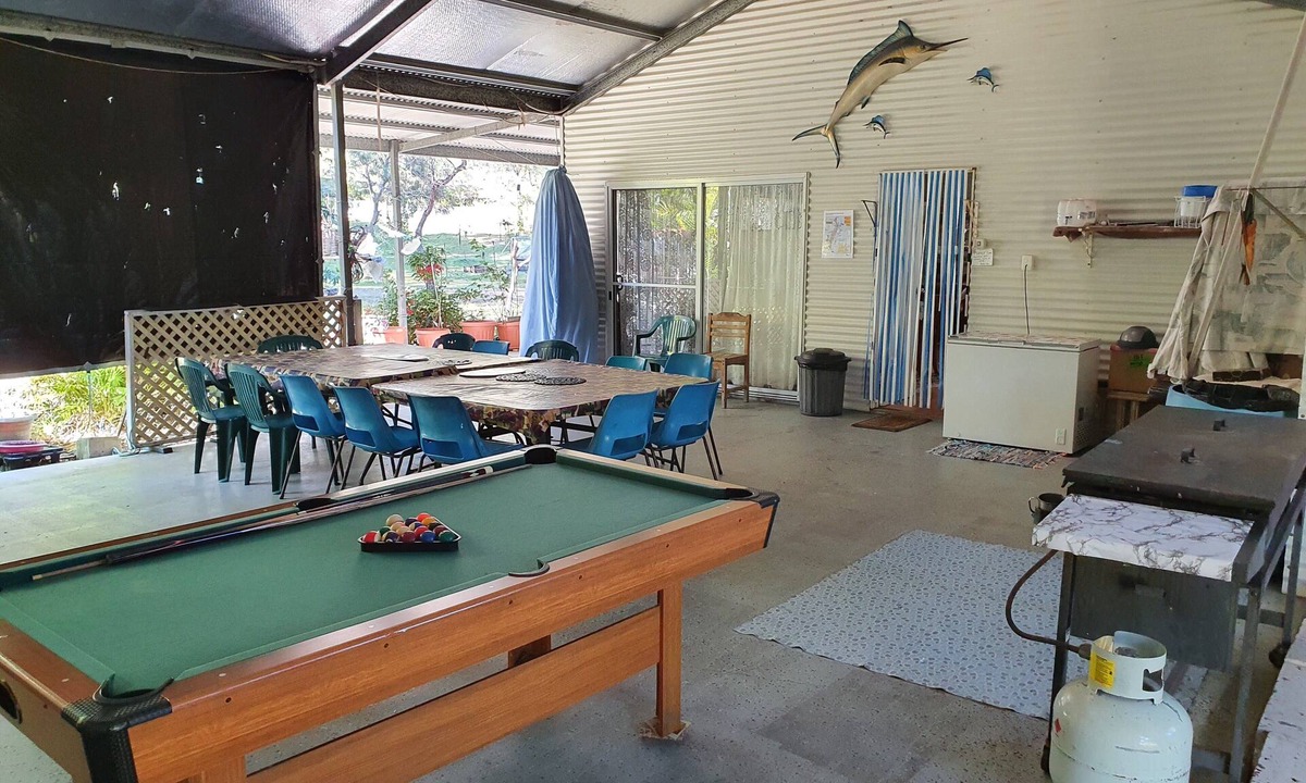 Orchid Beach House | Blue Horizon Orchid Beach Fraser Island open plan living with large BBQ area